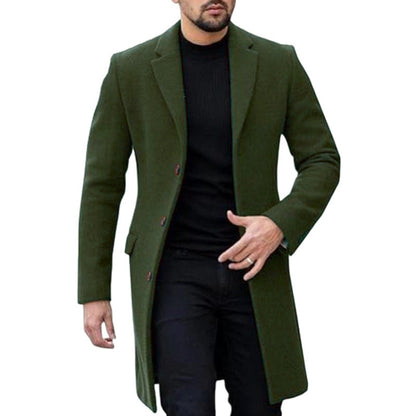 Langer Herren-Mantel mit Reverskragen, Knopfleiste und Pattentaschen für Büro und Winter in Grün