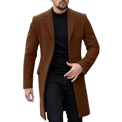 Langer Herren-Mantel mit Reverskragen, Knopfleiste und Pattentaschen für Büro und Winter in Braun