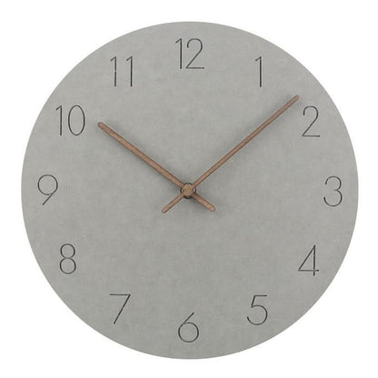 Lautlose Wanduhr aus MDF mit Zeigern aus Walnussholz im skandinavischen Design in Grau