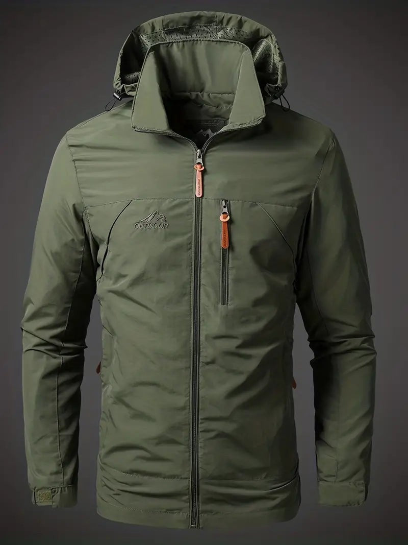Leichte Herren-Outdoorjacke mit Kapuze, Stehkragen und Brusttasche für Wind und leichten Regen in Hellgrün
