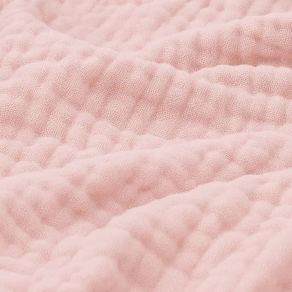 Leichte Musselin-Decke aus Baumwolle mit Knitterstruktur als Plaid für Sofa und Bett in Rosa