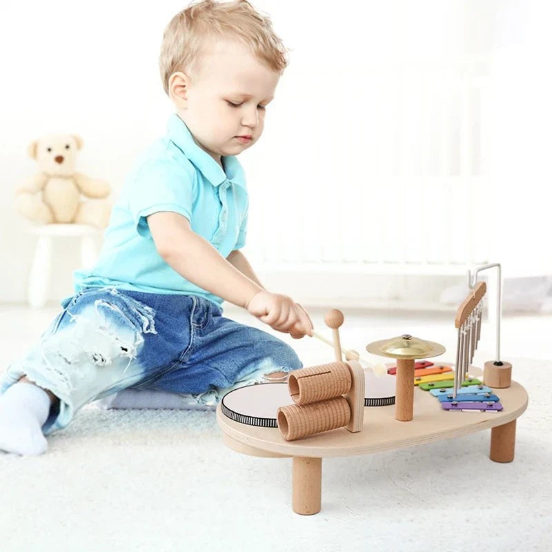 Musiktisch für Kinder aus Holz mit Xylophon, Trommeln, Becken und Windspiel, Ansicht 2