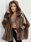 Oversized Damen-Kapuzenjacke aus Kunstfell mit Strickärmeln für den Winter