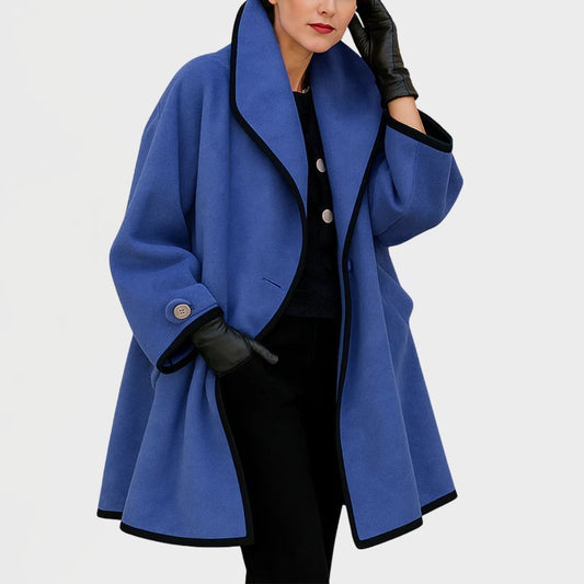 Oversized Damen-Mantel aus Wollmischung mit breitem Kragen und schwarzer Kontrastkante in Blau