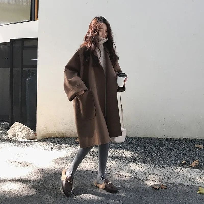 Oversized Damen-Mantel aus Wollmischung mit Reverskragen und aufgesetzten Taschen, Ansicht 4