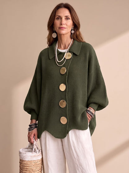 Oversized Damen-Strickjacke mit Ballonärmeln, Kragen und goldfarbenen Knöpfen in Olivgrün