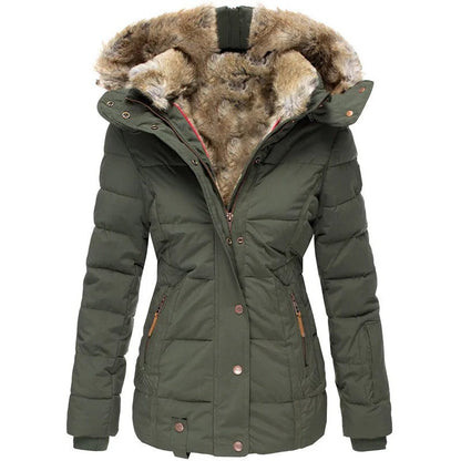 Taillierte Damen-Winter-Steppjacke mit Kunstfellkapuze, Druckknopfleiste und Strickbündchen in Grün
