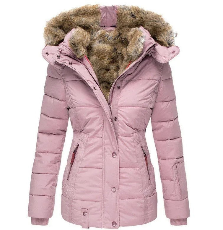Taillierte Damen-Winter-Steppjacke mit Kunstfellkapuze, Druckknopfleiste und Strickbündchen in Rosa