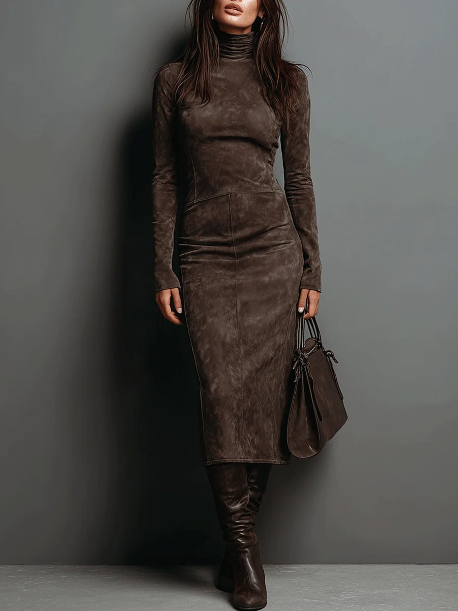Tailliertes Damen-Midikleid in Wildlederoptik mit Rollkragen und langen Ärmeln in Braun