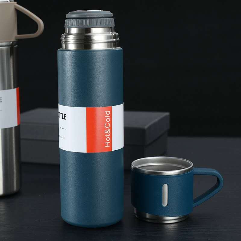 Thermosflasche aus Edelstahl mit 500 ml, Deckel als Becher und 12 Stunden Wärmehaltung, Ansicht 14