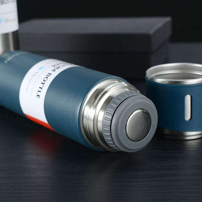 Thermosflasche aus Edelstahl mit 500 ml, Deckel als Becher und 12 Stunden Wärmehaltung, Ansicht 15