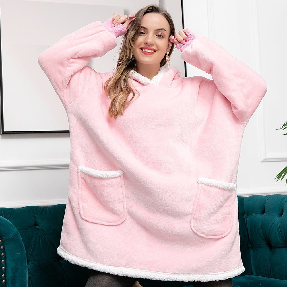 Übergroße Hoodie-Decke aus Fleece mit Sherpa-Futter, großer Kapuze und Kängurutasche, Ansicht 47