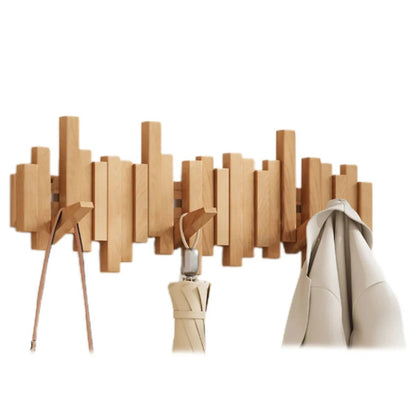Wandgarderobe aus Massivholz im Klaviertasten-Design mit klappbaren Haken, Ansicht 2