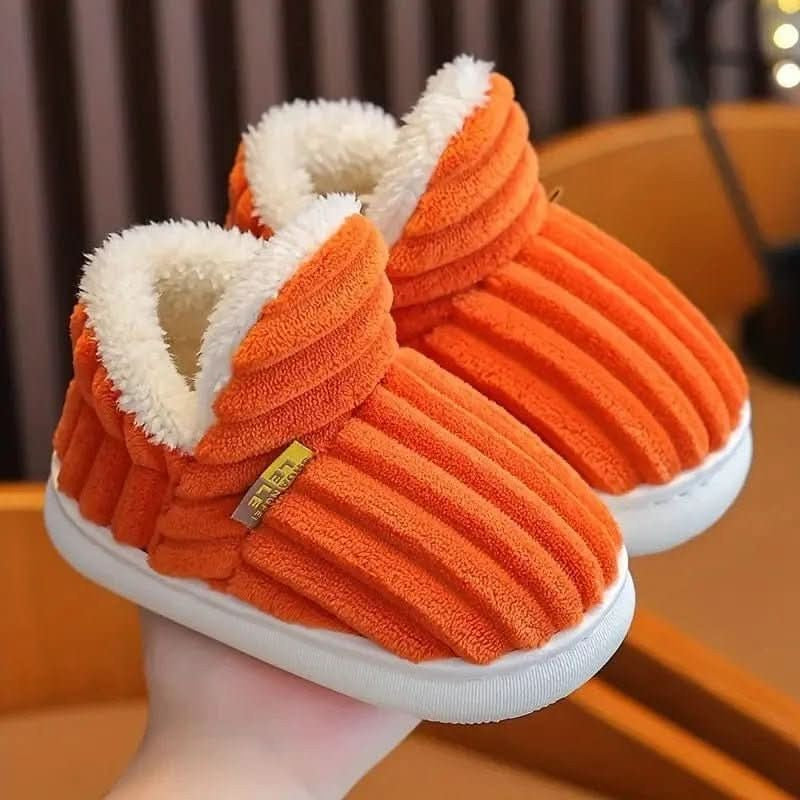 Warme Thermo-Hausschuhe mit veganem Fleecefutter und rutschfester Gummisohle in Orange