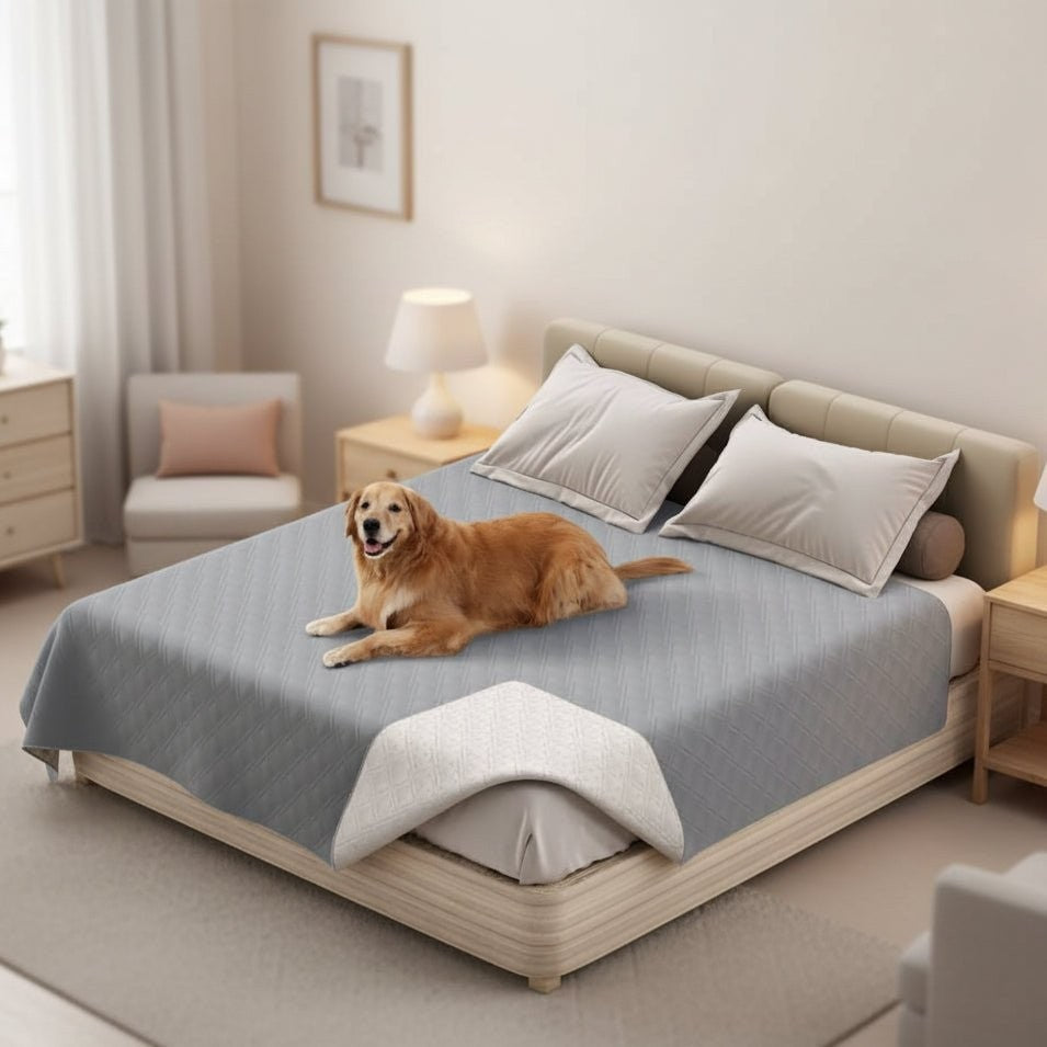 Wasserdichte Haustierdecke aus Polyester als Möbelschutz für Sofa, Bett und Autositz in Hellgrau