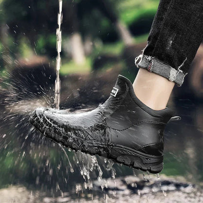 Wasserdichte Herren-Stiefel mit Warmfutter, Profilsohle und Schlupfform für Regen und Kälte, Ansicht 9