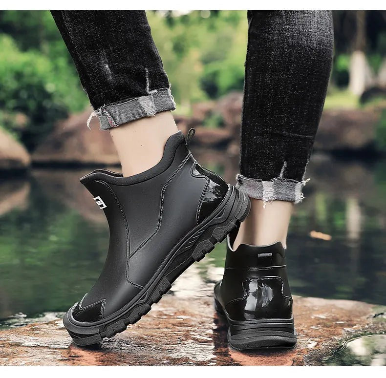 Wasserdichte Herren-Stiefel mit Warmfutter, Profilsohle und Schlupfform für Regen und Kälte, Ansicht 10