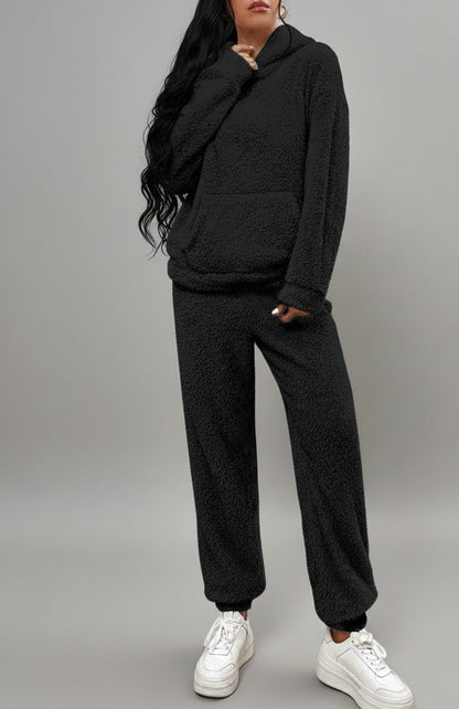 Zweiteiliger Damen-Hausanzug aus Teddystoff mit Kapuzenpullover, Kängurutasche und Hose, Ansicht 6