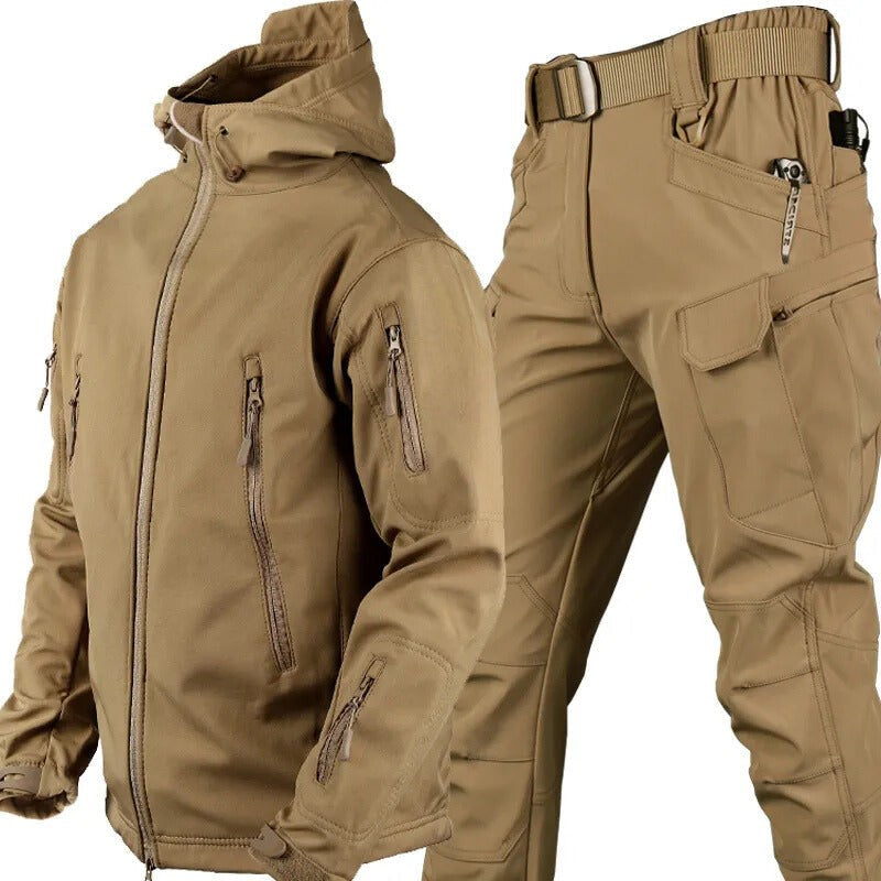 Zweiteiliges Herren-Outdoor-Set aus Jacke und Hose, wasserabweisend mit Fleecefutter in Khaki