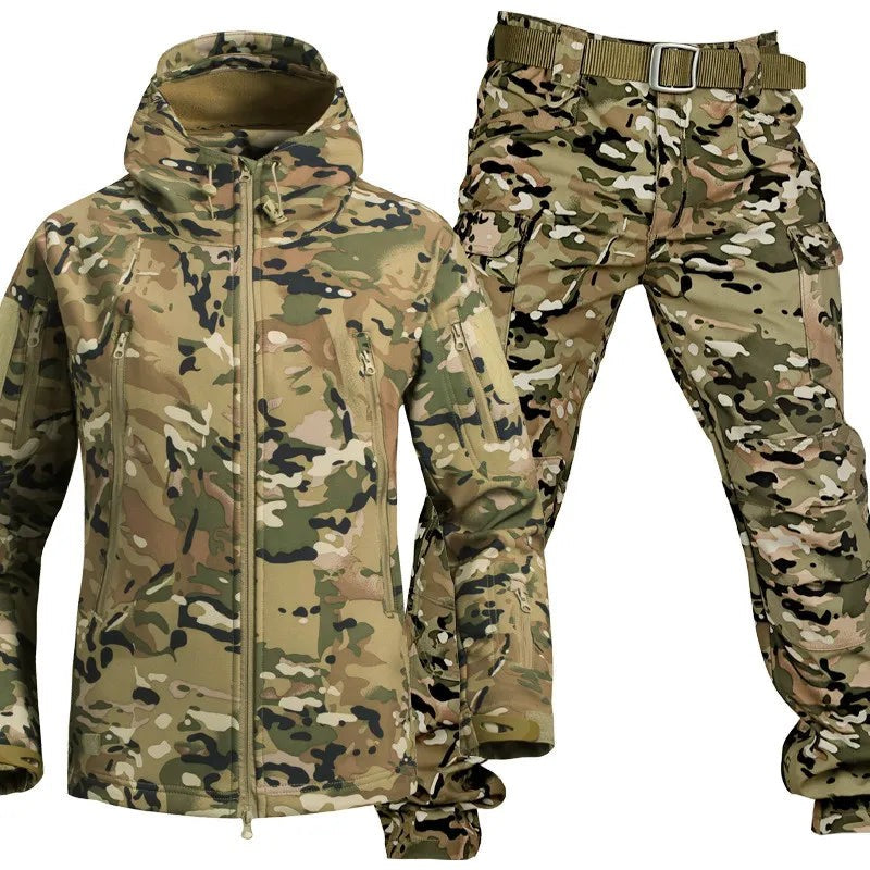 Zweiteiliges Herren-Outdoor-Set aus Jacke und Hose, wasserabweisend mit Fleecefutter in Hellbraun