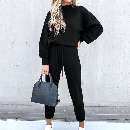 Zweiteiliges Loungewear-Set aus weichem Strick mit Rollkragenpullover und Hose mit hoher Taille in Schwarz